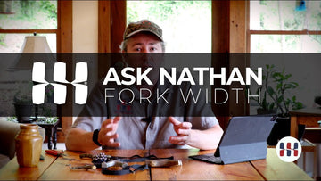 How does slingshot fork width affect slingshot accuracy?